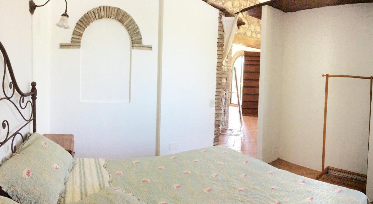 Appartamento Relais Casale Il Poggetto - Olivo 2 By Zoom In Earth Cecina  Esterno foto